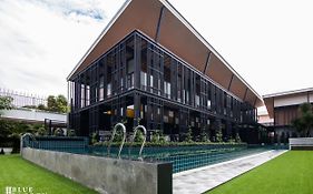 Blue Lagoon Hotel